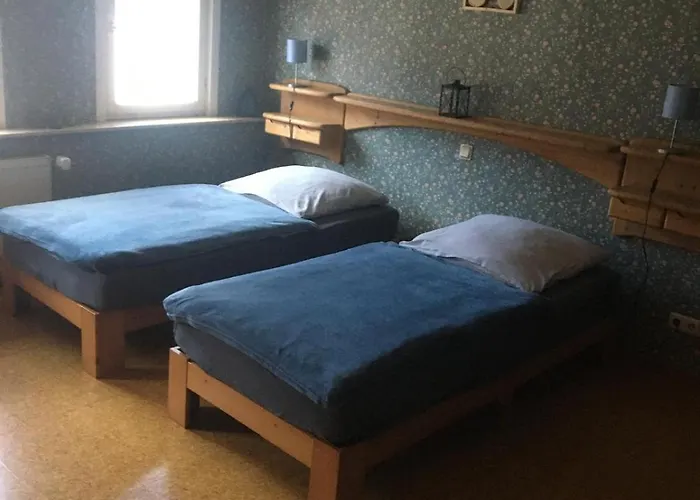 Ferienzimmer Saatmann ホームステイ *
